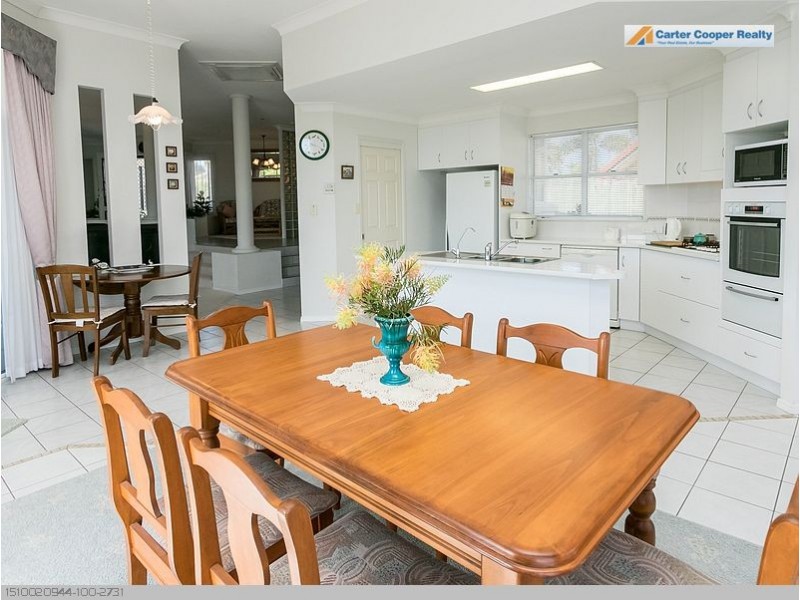 27 Royal Drive, Kawungan QLD 4655