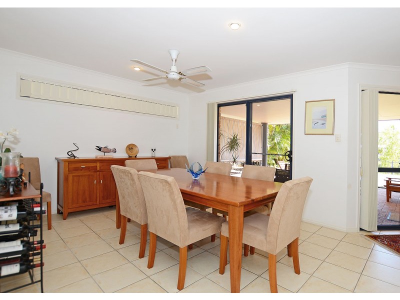 1 Florida Court, Torquay QLD 4655