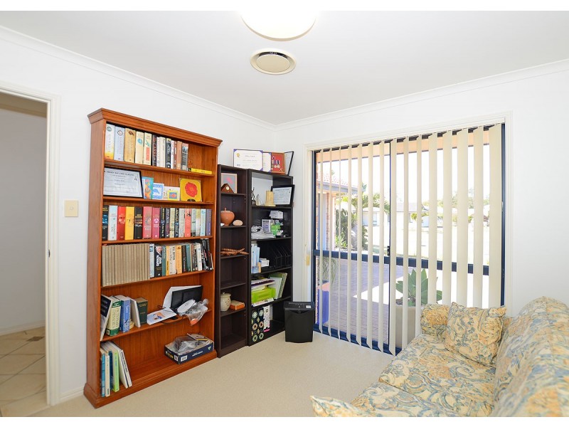 1 Florida Court, Torquay QLD 4655