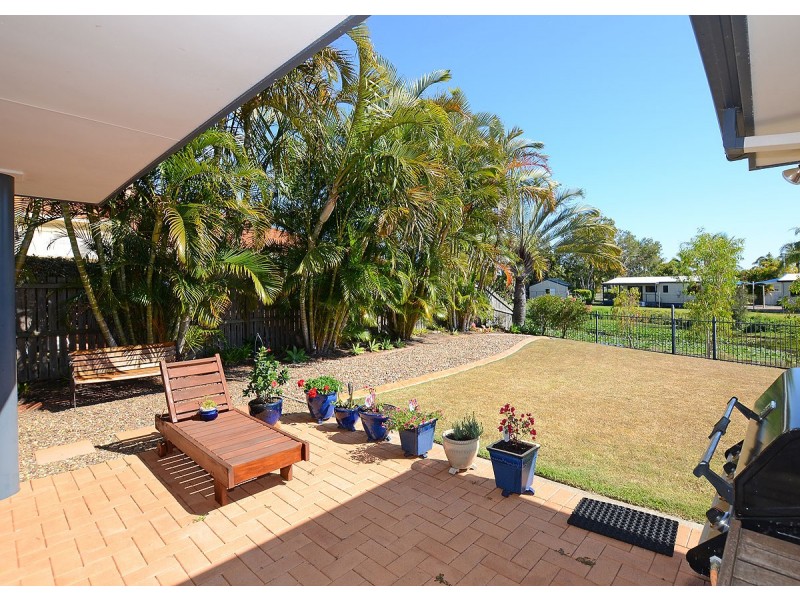 1 Florida Court, Torquay QLD 4655