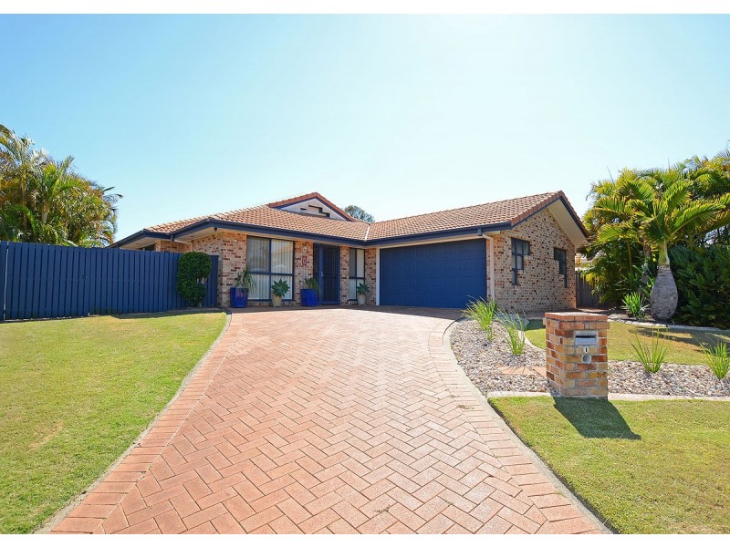 1 Florida Court, Torquay QLD 4655