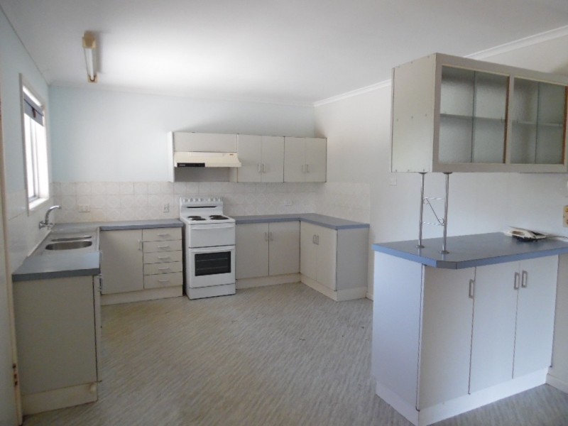 71 Long Street, Point Vernon QLD 4655