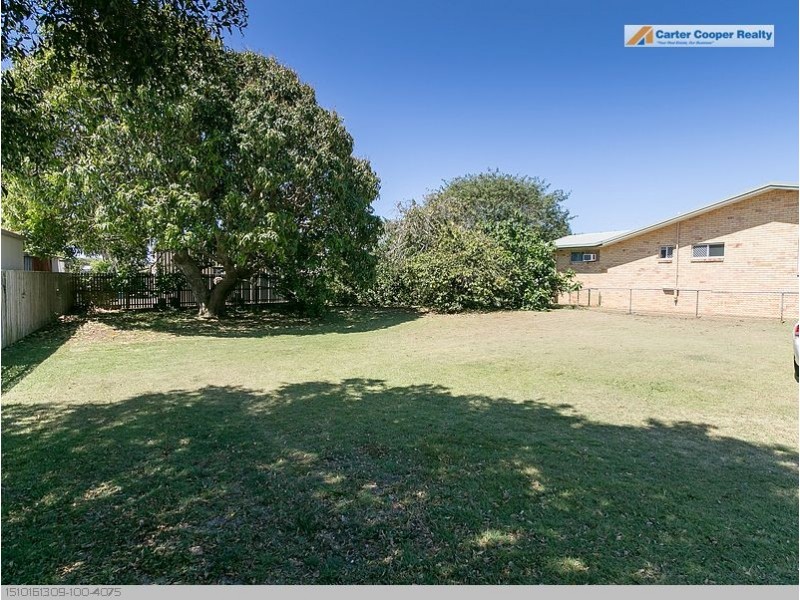 20 Kent Street, Urangan QLD 4655