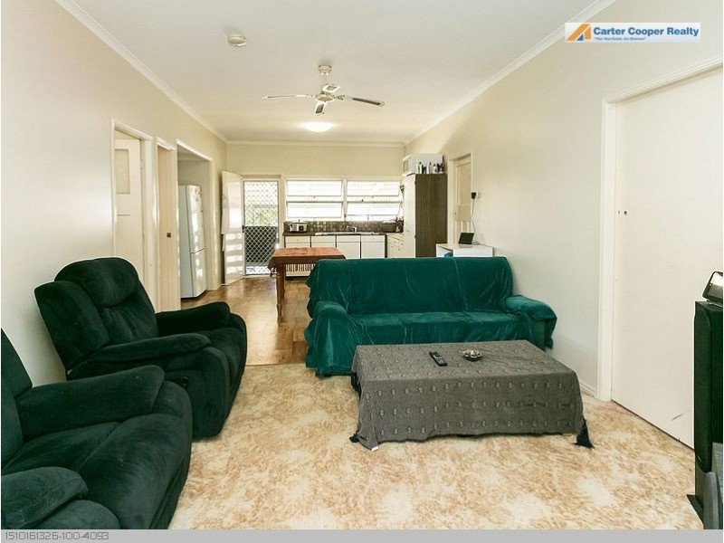 20 Kent Street, Urangan QLD 4655