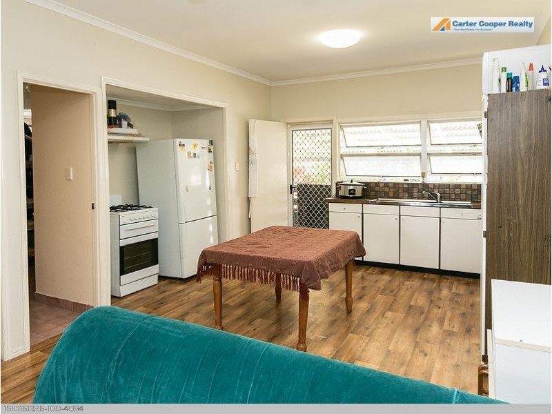 20 Kent Street, Urangan QLD 4655