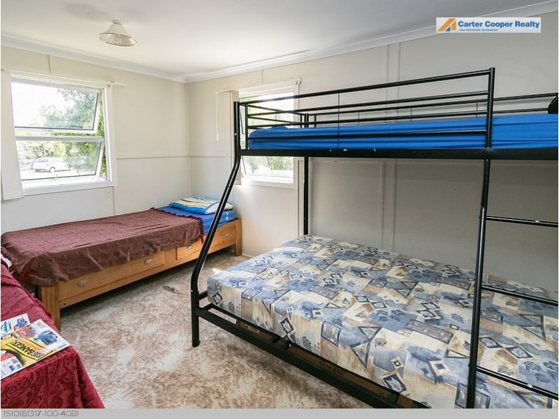 20 Kent Street, Urangan QLD 4655