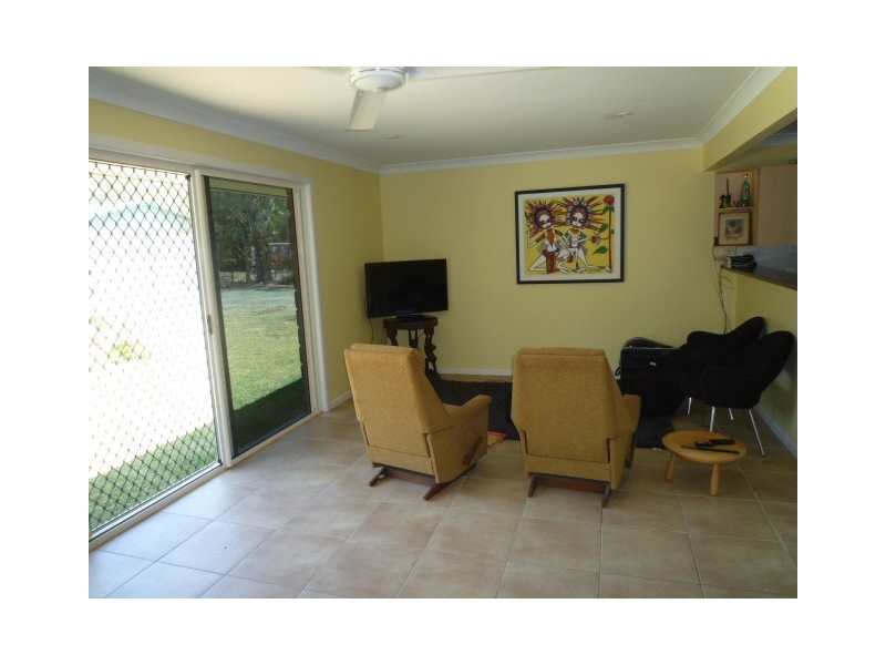 69 Washington Drive, Wondunna QLD 4655