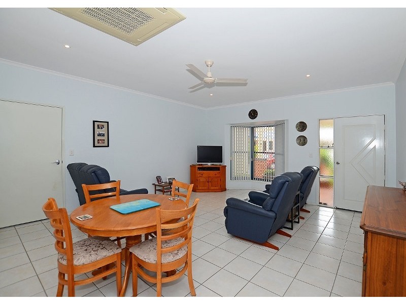 48, 34 Elizabeth Street, Urangan QLD 4655