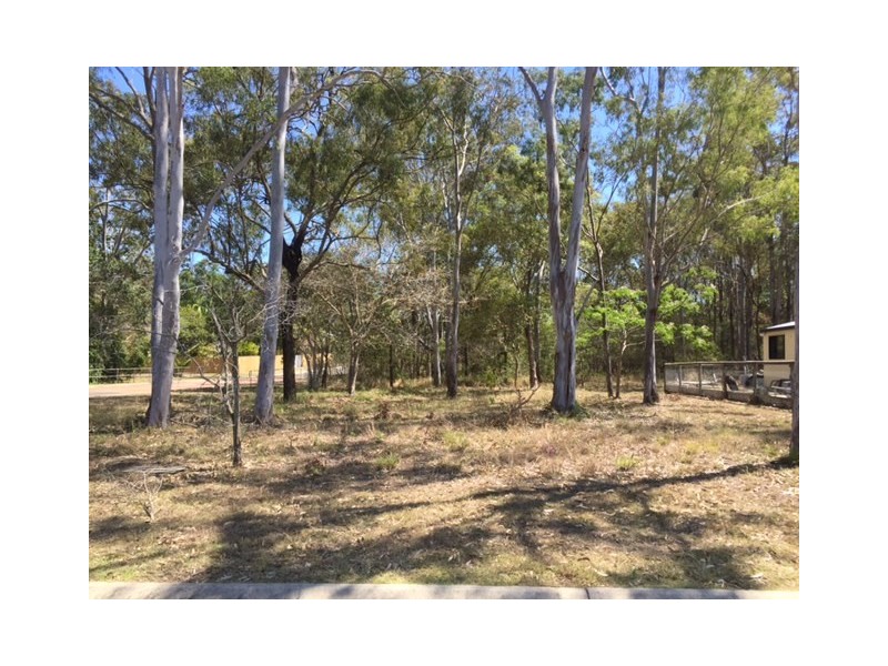 L17 Cumberland Court, Point Vernon QLD 4655