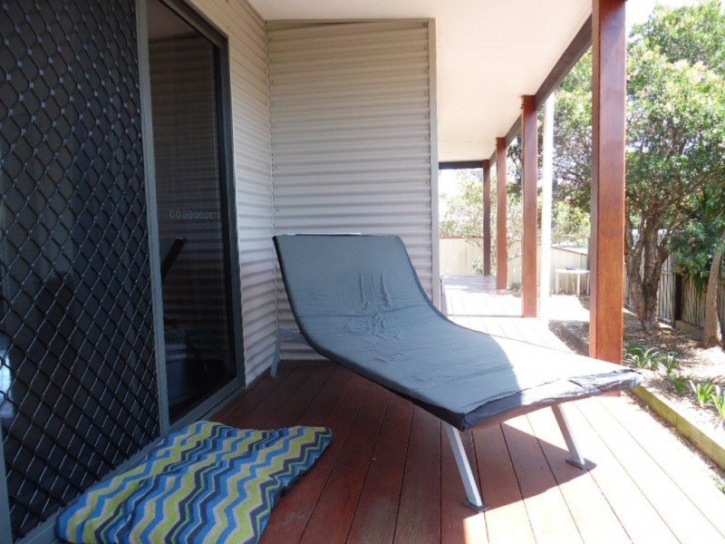 49 King Street, Urangan QLD 4655