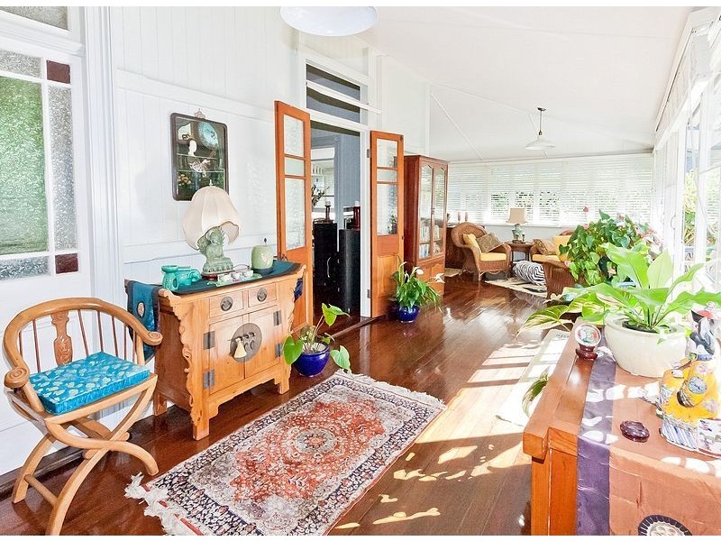 531 Charlton Esplanade, Urangan QLD 4655