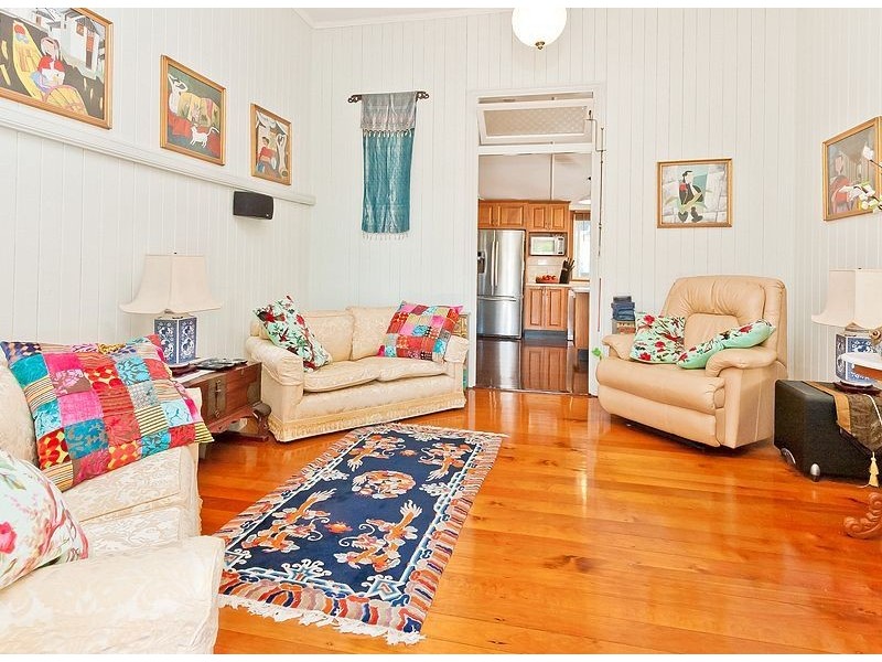 531 Charlton Esplanade, Urangan QLD 4655