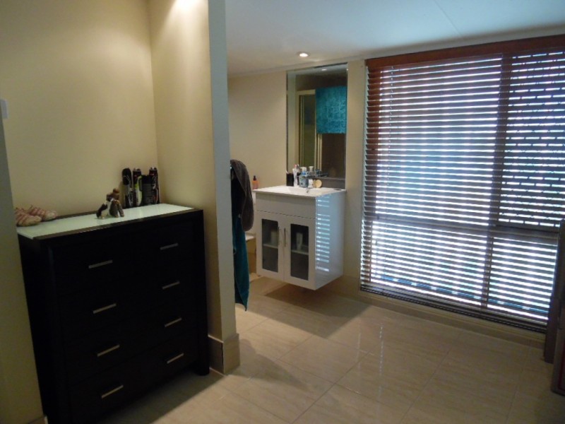 16 Acacia Street, Point Vernon QLD 4655