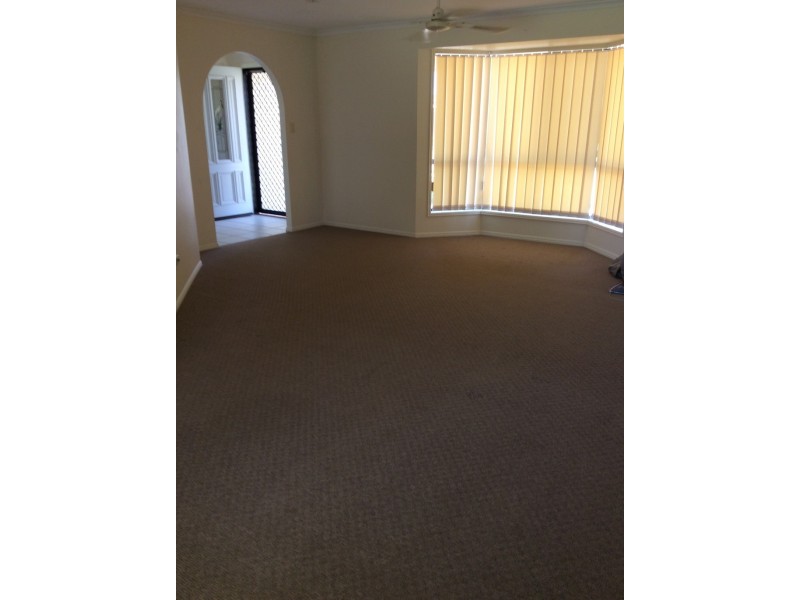 12 Pialba Downs Drive, Eli Waters QLD 4655