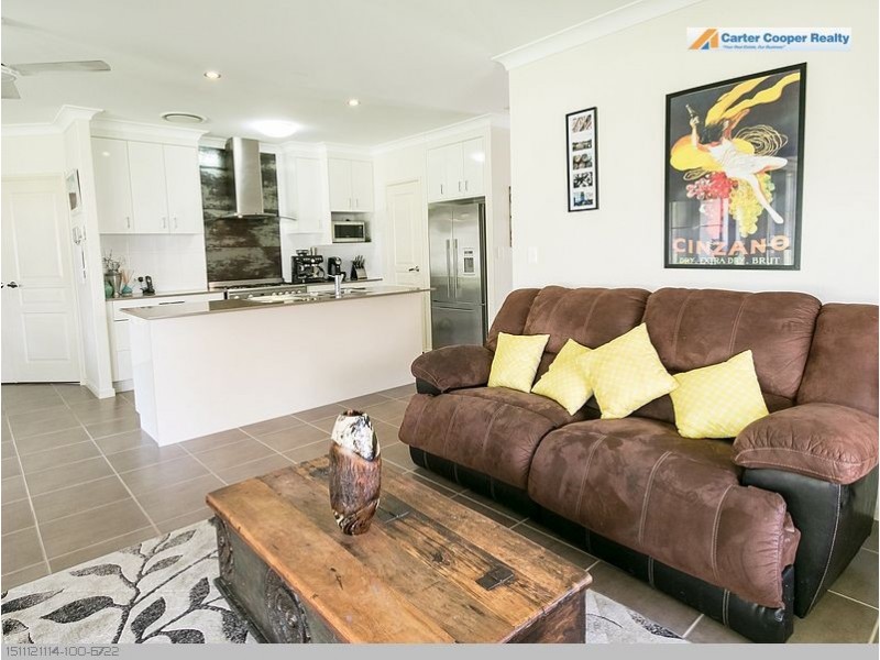 21 Heathland Avenue, Wondunna QLD 4655