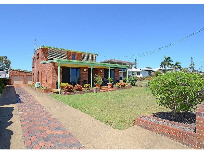 89 Esplanade, Point Vernon QLD 4655