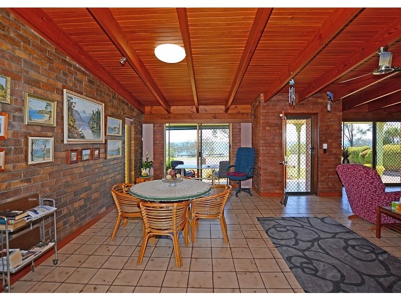 89 Esplanade, Point Vernon QLD 4655