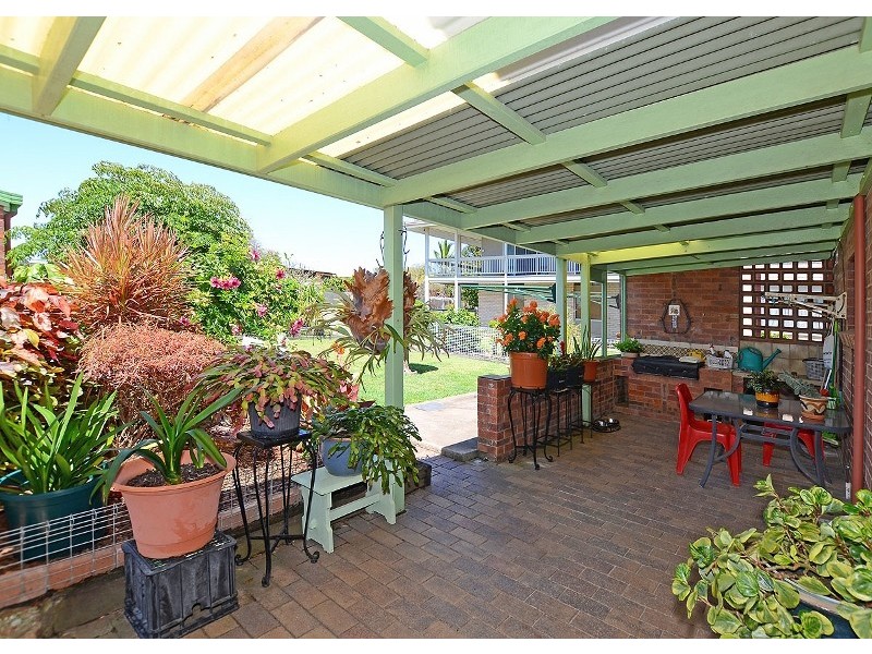 89 Esplanade, Point Vernon QLD 4655