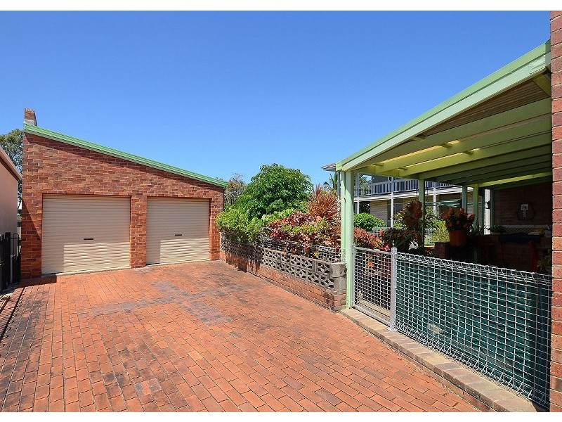 89 Esplanade, Point Vernon QLD 4655