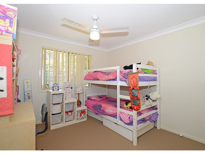 16 Peat Court, Nikenbah QLD 4655