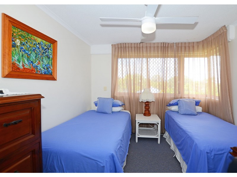 17/386 Esplanade, Torquay QLD 4655