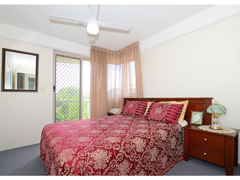17/386 Esplanade, Torquay QLD 4655