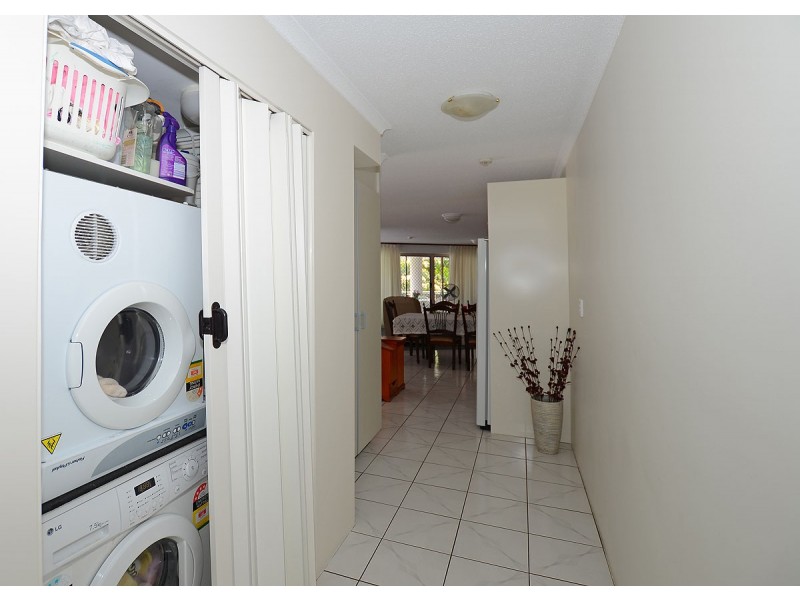 17/386 Esplanade, Torquay QLD 4655