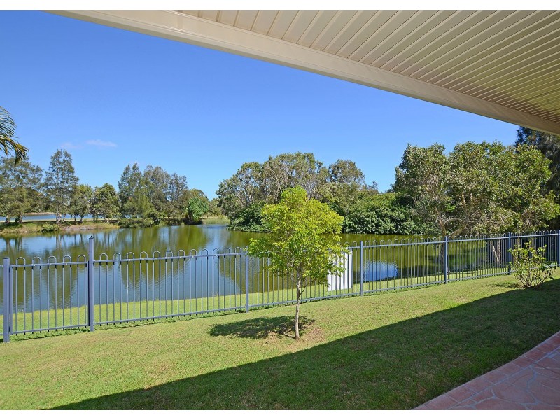 14 Turnbull Court, Urangan QLD 4655