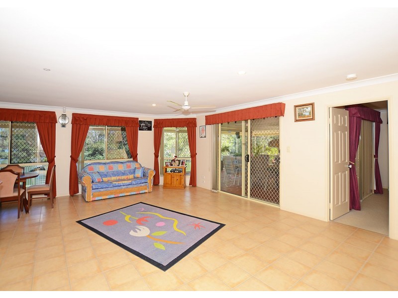 14 Turnbull Court, Urangan QLD 4655