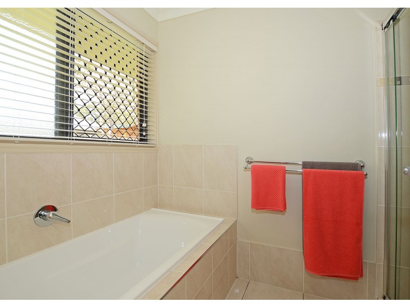 35 Carrick Way, Wondunna QLD 4655