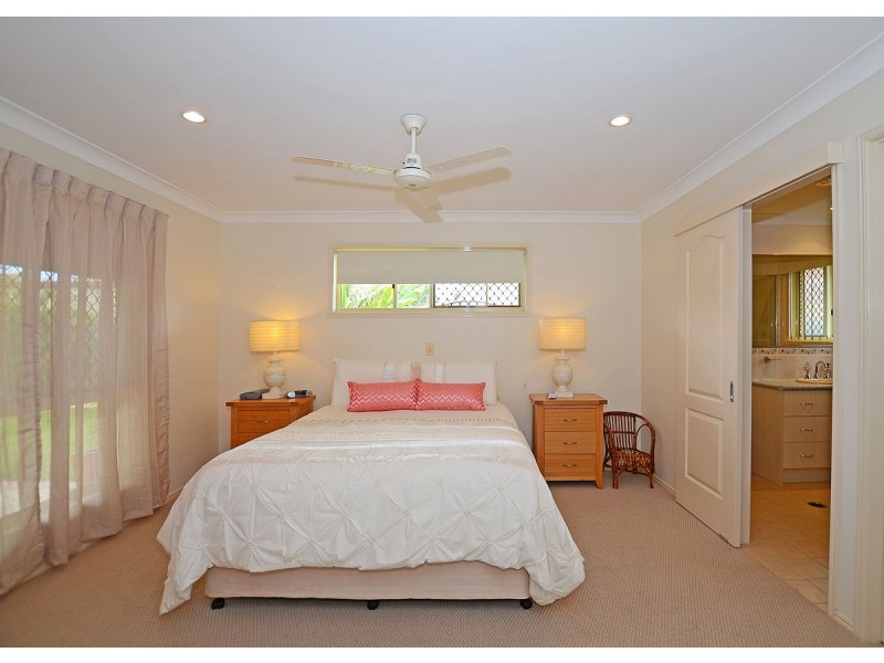 62 Wattle Street, Point Vernon QLD 4655