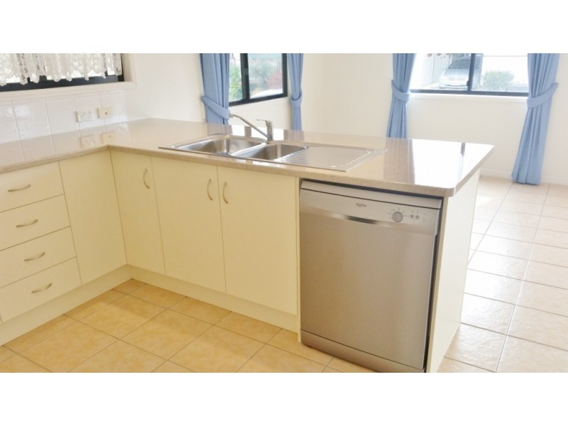167-7 Bay Drive, Pialba QLD 4655