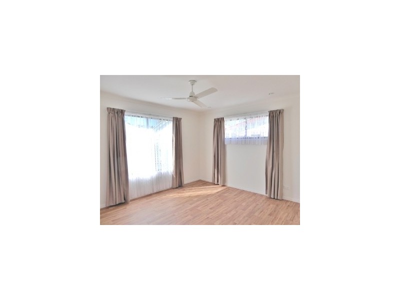 167-7 Bay Drive, Pialba QLD 4655