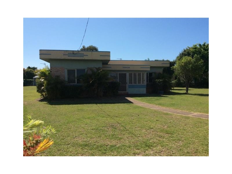 195 Long Street, Point Vernon QLD 4655