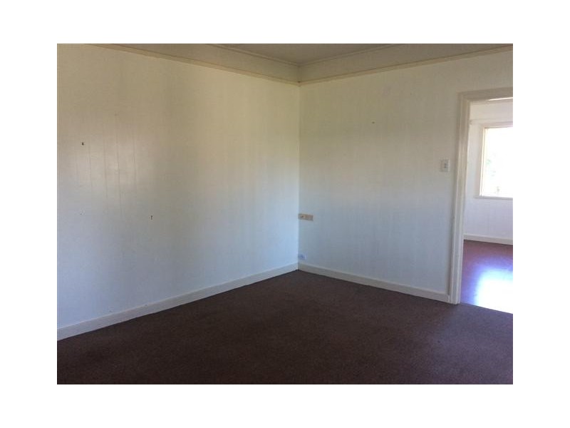 195 Long Street, Point Vernon QLD 4655