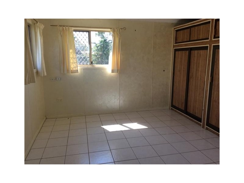 195 Long Street, Point Vernon QLD 4655