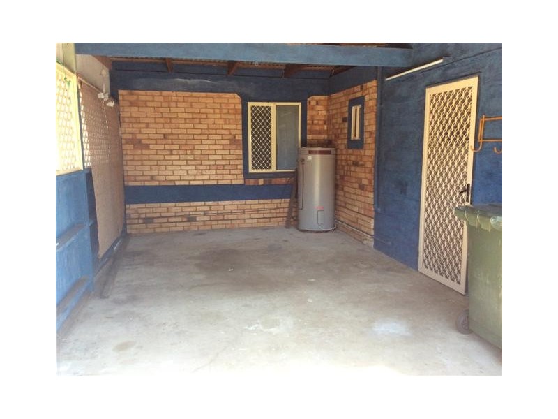 195 Long Street, Point Vernon QLD 4655
