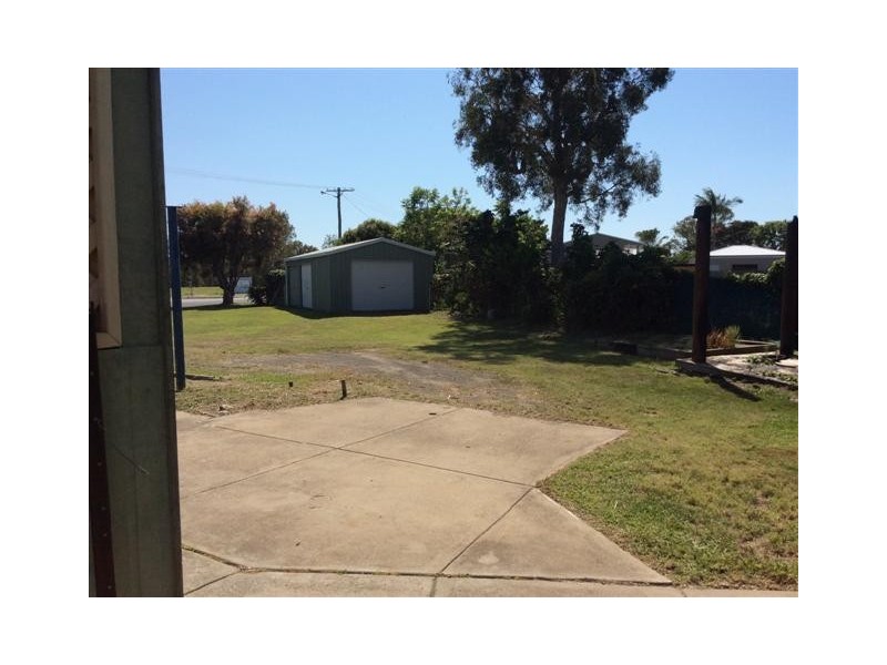 195 Long Street, Point Vernon QLD 4655