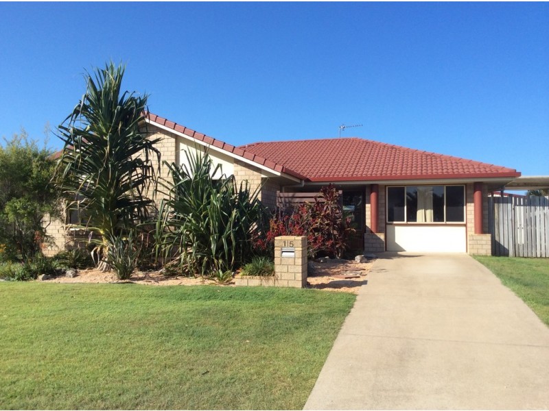 15 Bunya Court, Eli Waters QLD 4655