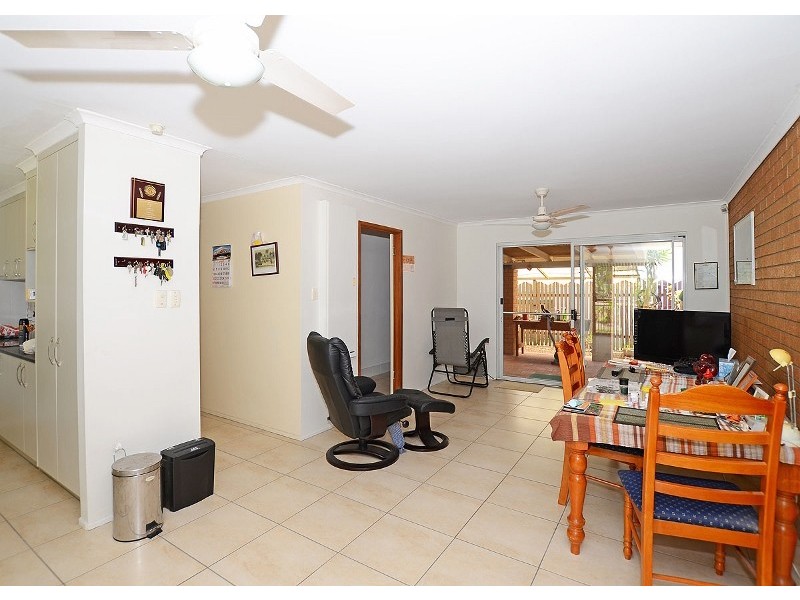 796 Boat Harbour Drive, Urangan QLD 4655
