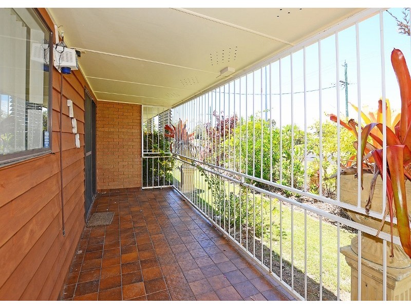 796 Boat Harbour Drive, Urangan QLD 4655