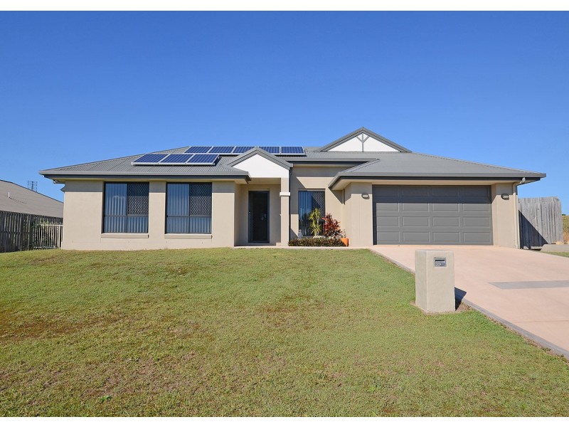 12 Parklink Avenue West, Wondunna QLD 4655
