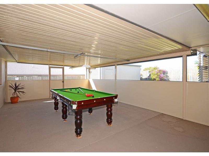 12 Parklink Avenue West, Wondunna QLD 4655