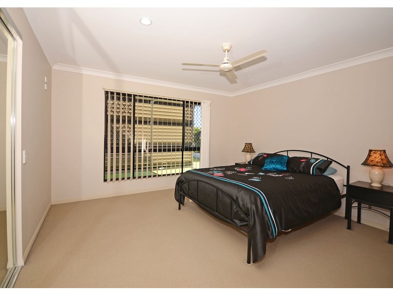 12 Parklink Avenue West, Wondunna QLD 4655