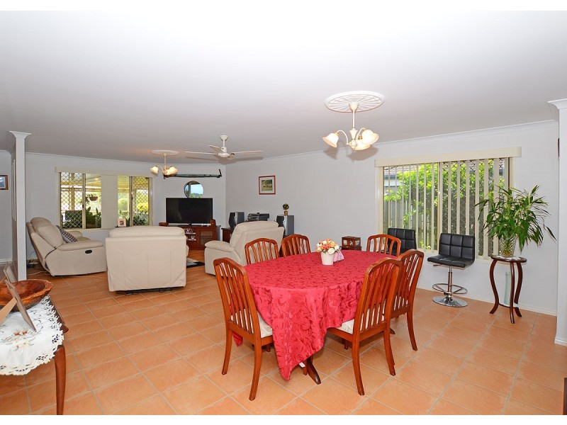 20 Spoonbill Way, Eli Waters QLD 4655