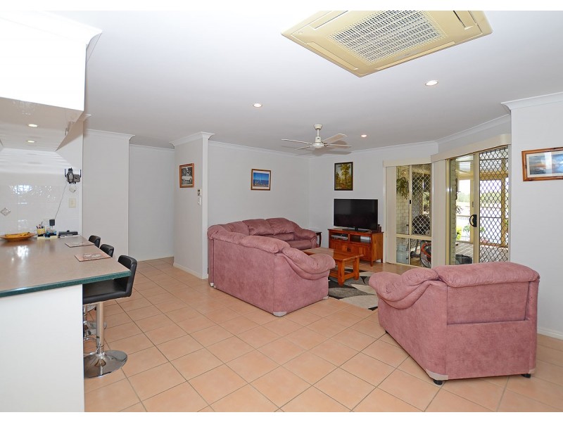 20 Spoonbill Way, Eli Waters QLD 4655