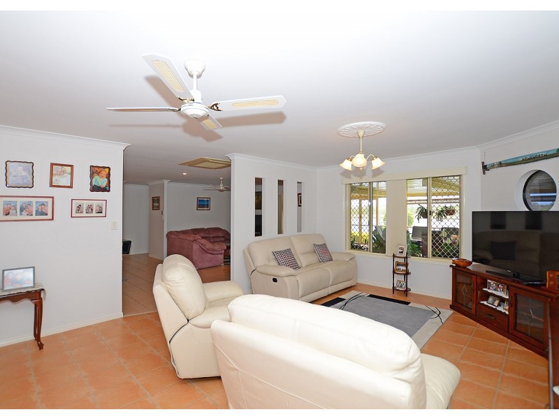 20 Spoonbill Way, Eli Waters QLD 4655