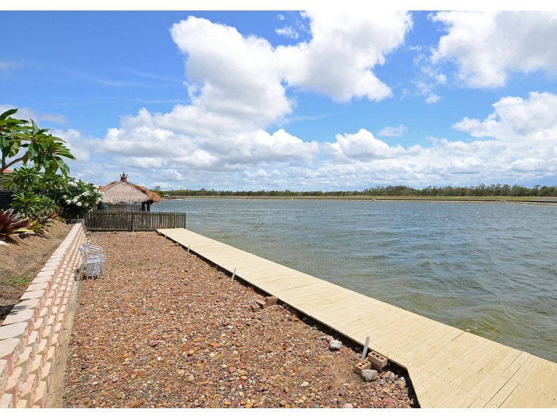 20 Spoonbill Way, Eli Waters QLD 4655