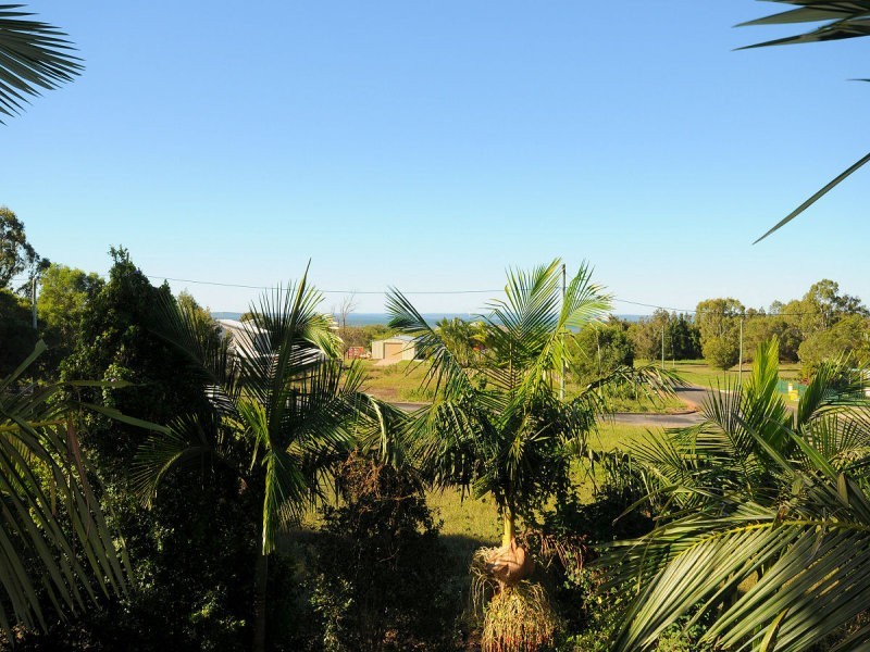10 Sandpiper Street, River Heads QLD 4655