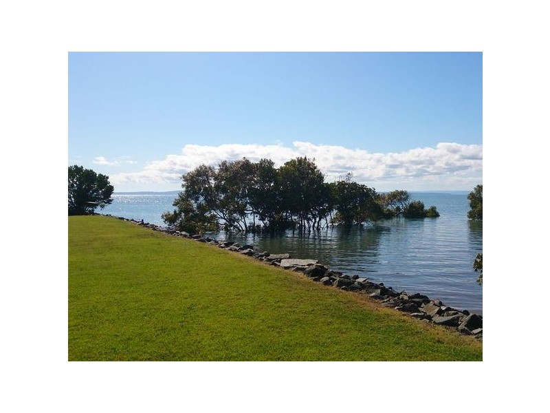 31 Pelican Avenue, Booral QLD 4655